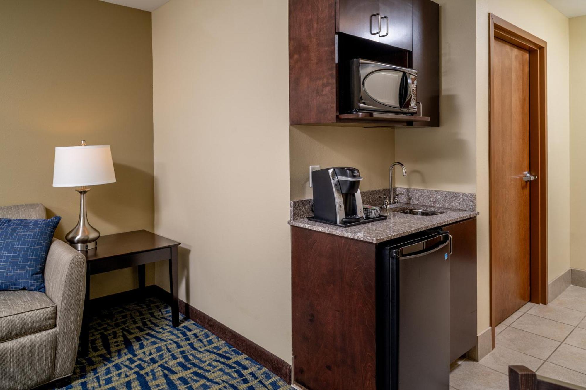Holiday Inn Express & Suites Lebanon By Ihg Eksteriør bilde