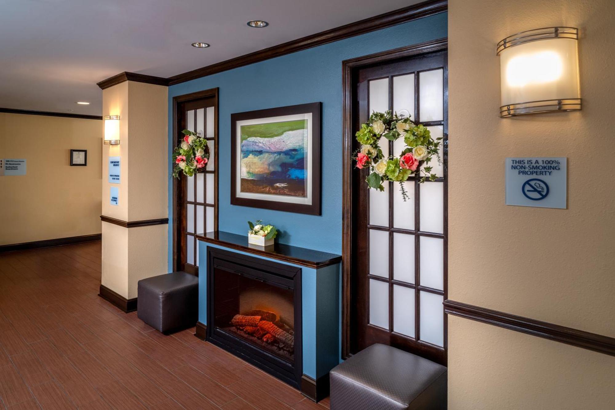 Holiday Inn Express & Suites Lebanon By Ihg Eksteriør bilde