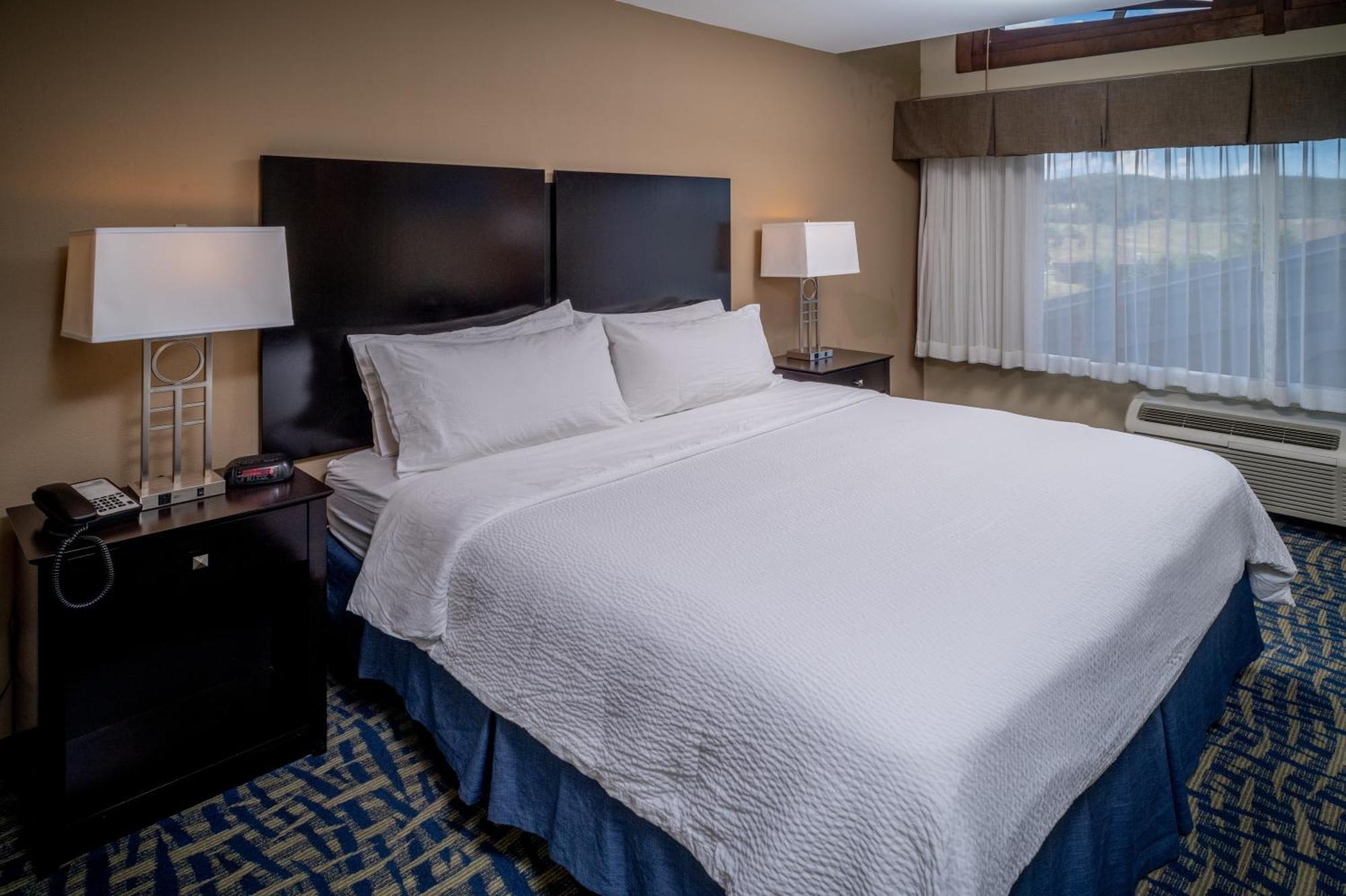 Holiday Inn Express & Suites Lebanon By Ihg Eksteriør bilde