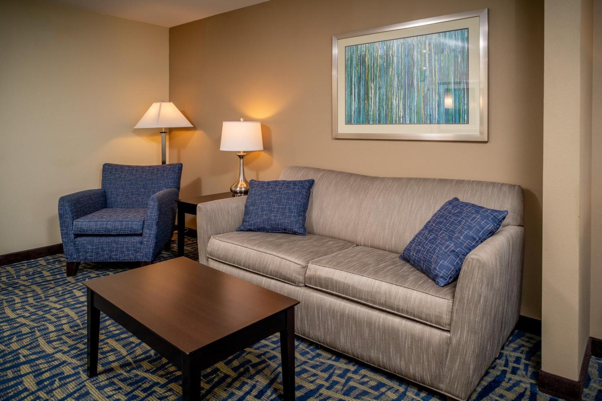 Holiday Inn Express & Suites Lebanon By Ihg Eksteriør bilde