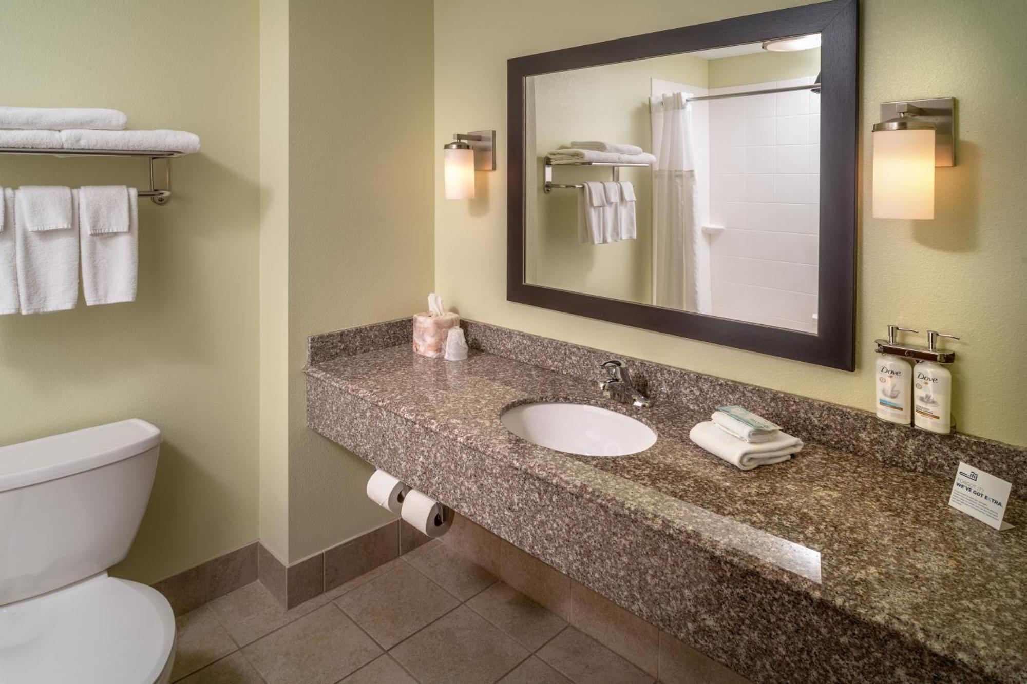 Holiday Inn Express & Suites Lebanon By Ihg Eksteriør bilde