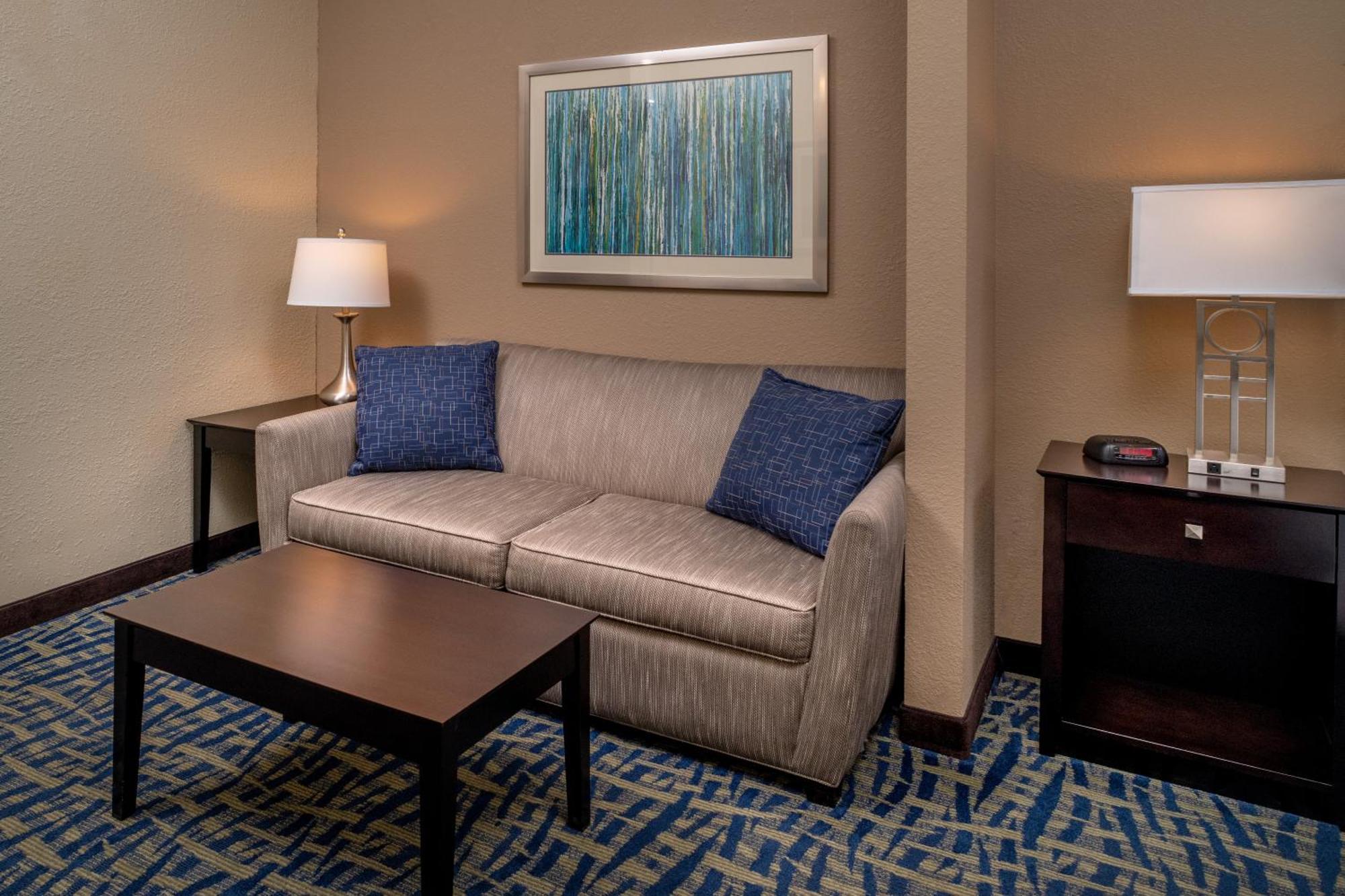 Holiday Inn Express & Suites Lebanon By Ihg Eksteriør bilde